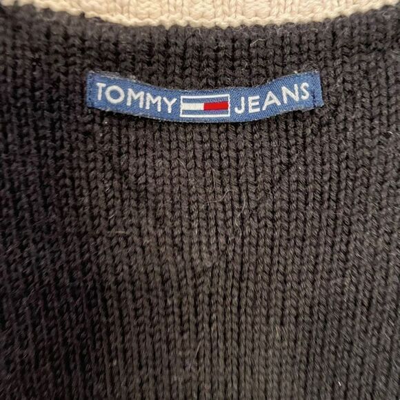 Tommy Jeans Women's Cropped Sleeveless Pullover Vest Black & Cream Size Small - Picture 4 of 6